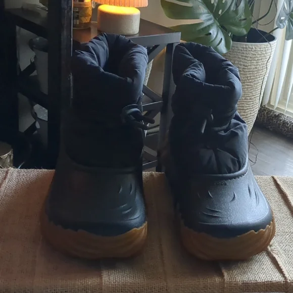 CROCS ECKO Black and Brown Men's Boots Women Too. 🔥 - Picture 4 of 8